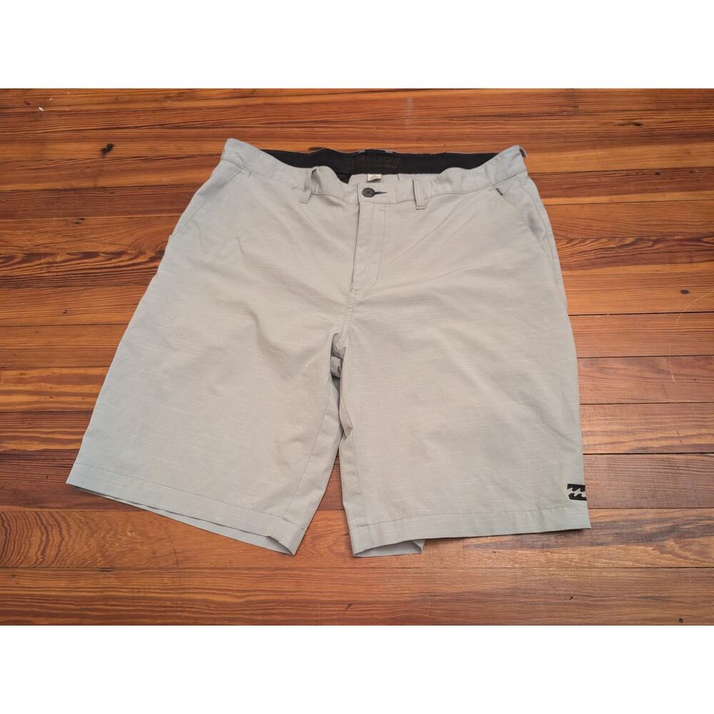 Billabong Size 36 Gray Shorts